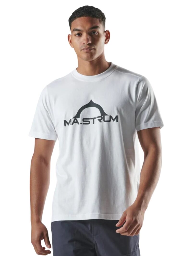 Футболка MA.STRUM BORA HALF COMPASS PRINT TEE MAS8409 Футболка MA.STRUM BORA HALF COMPASS PRINT TEE MAS8409